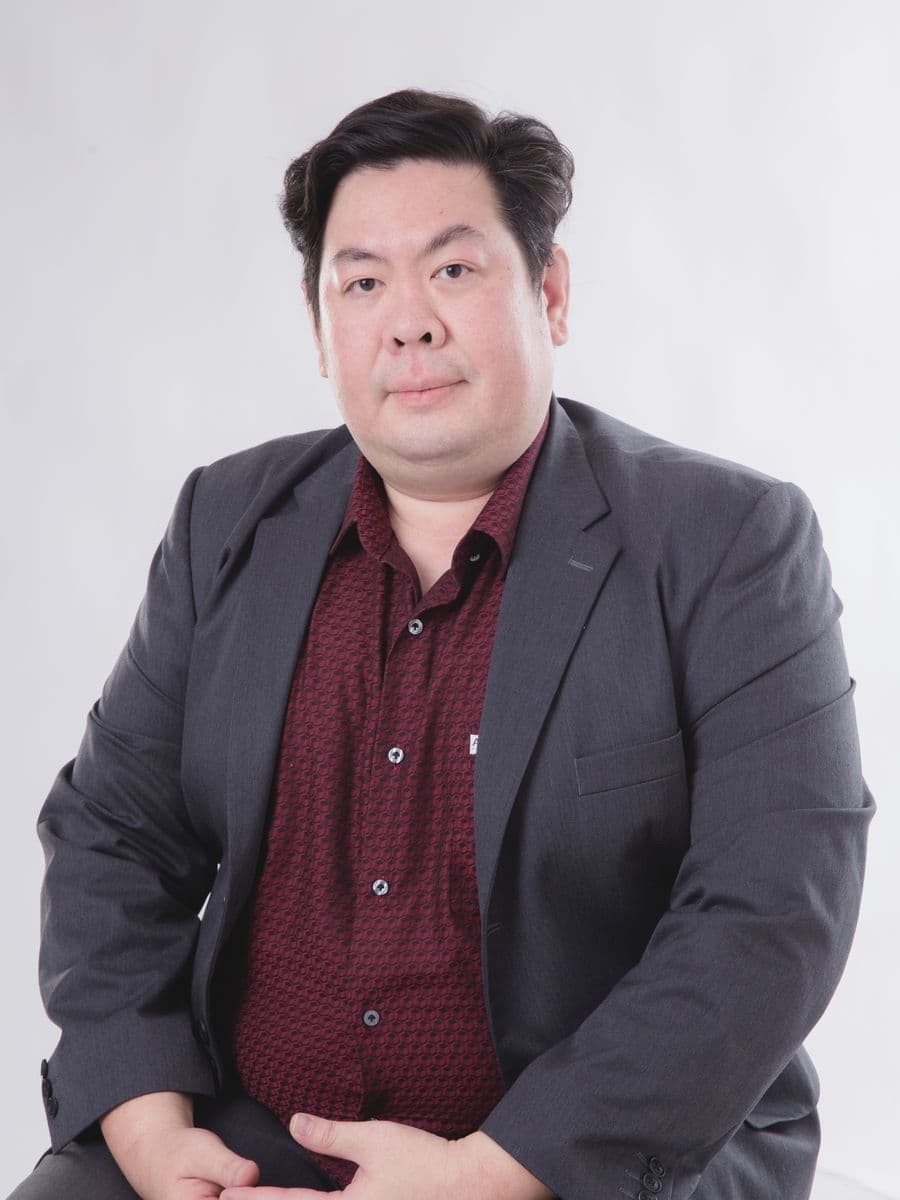 Portrait of Tomas Rivera, Bookkeeping lead.